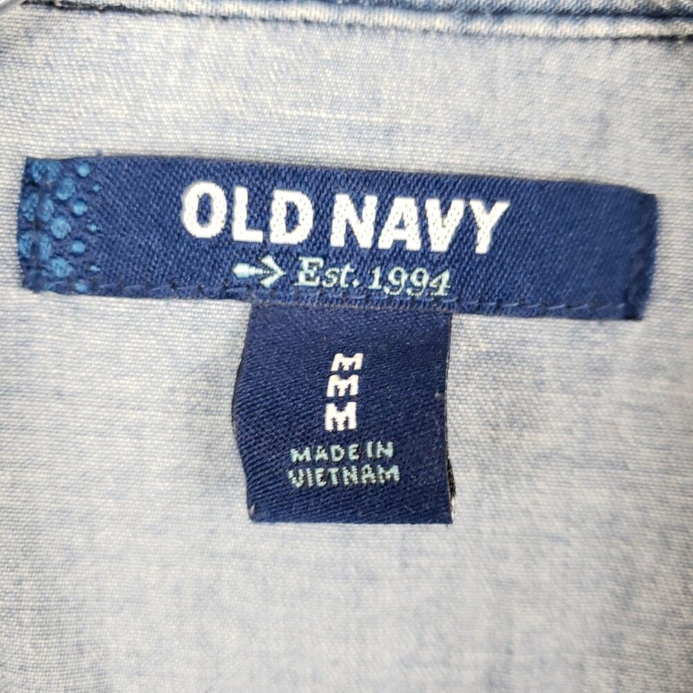 Old Navy | Mid Tone Chambray Pullover-Medium - Picture 5 of 5